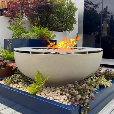 solus luna 42 gas fire pit in a garden