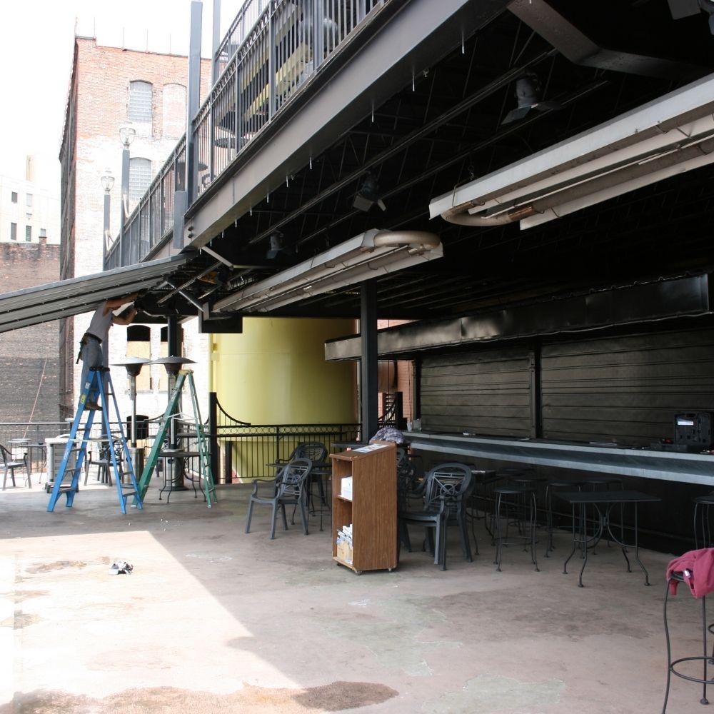 NDUSTRIA NHE Indoor/Outdoor Infrared U-Tube Gas Heater