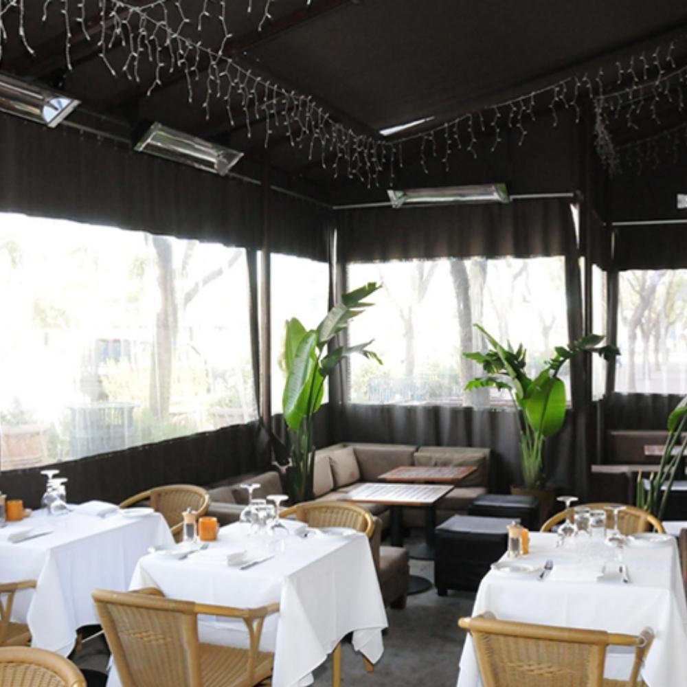 ElectricSchwank Infrared Electric Heaters Wall Mounted in Dining Area