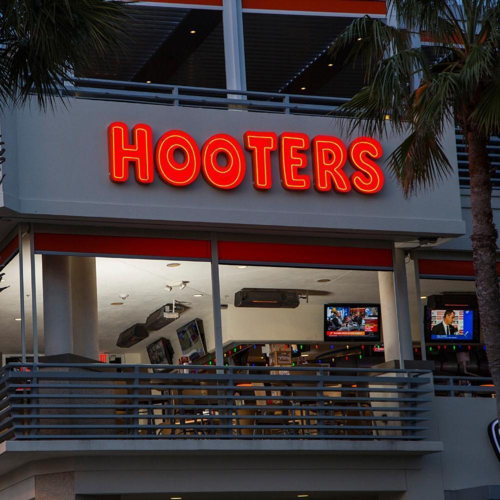SupremeSchwank Gas Patio Heaters inside Hooters