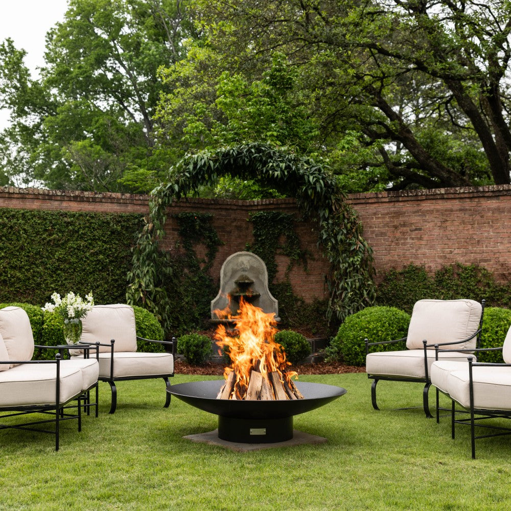 Seasons Fire Pits Concave Round Steel Fire Pit with Outdoor Furniture