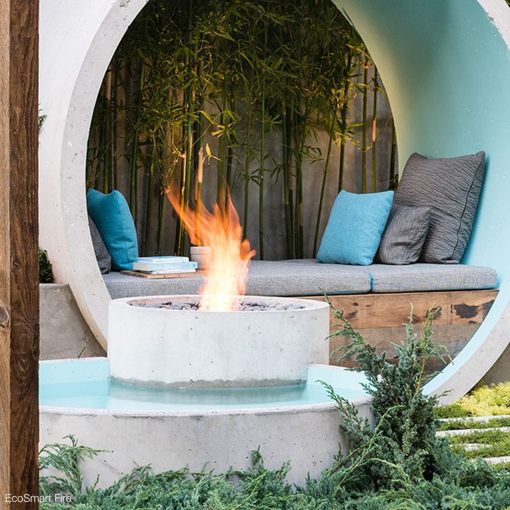 ecosmart fire ab series ethanol burner installed in a fountain