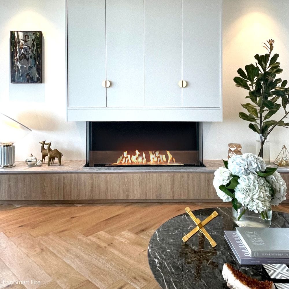 EcoSmart Fire Flex Bay 3-Sided Ethanol Firebox in living room