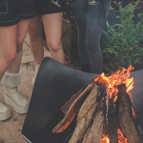 standing by the Seasons Fire Pits Quadrilateral Square Steel Fire Pit