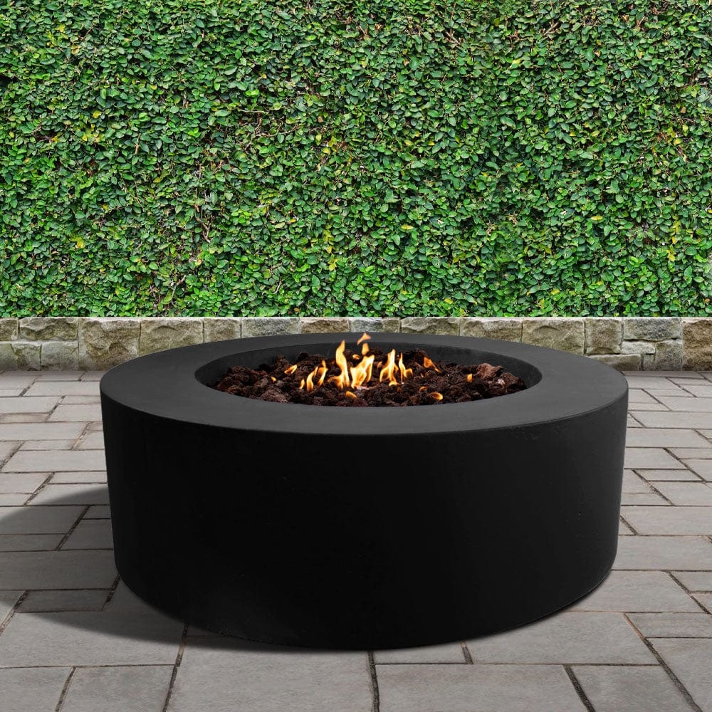stonelum coliseo 1 round black fire pit in a garden