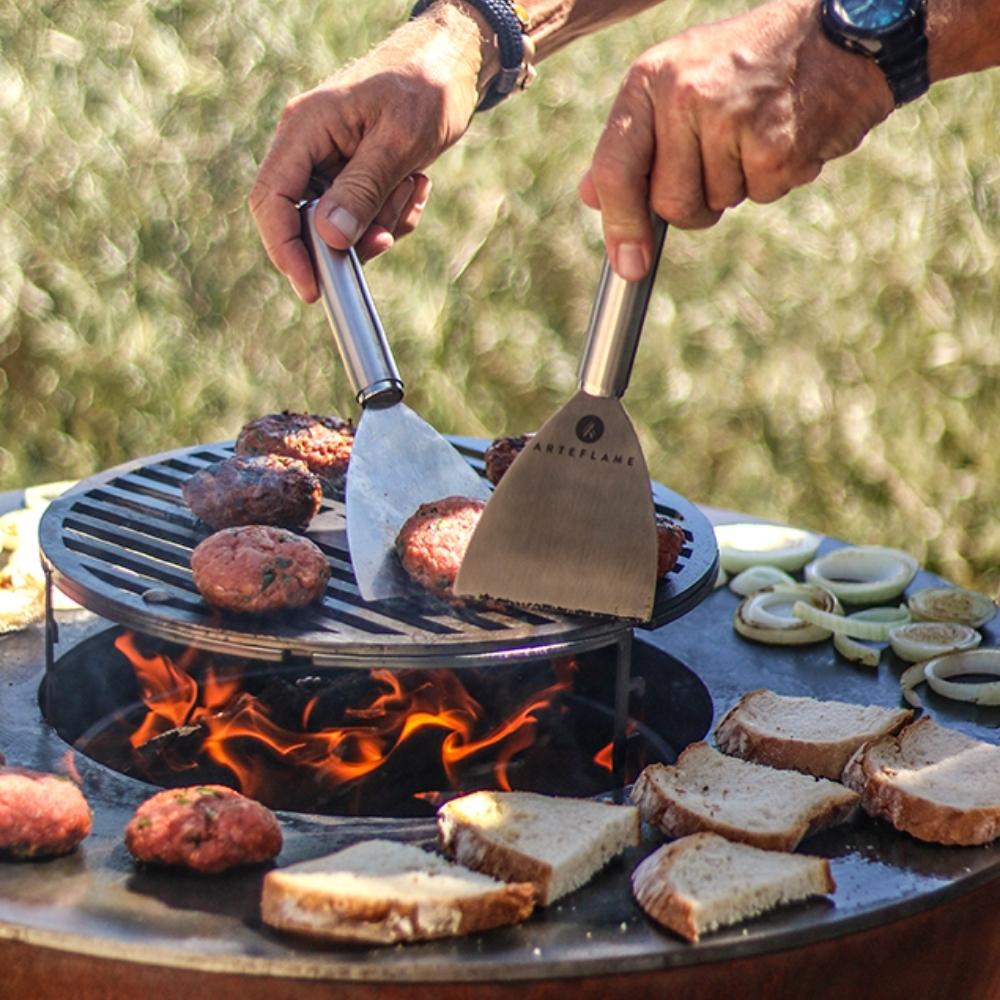Grilling with Cooktop and Optional Grill Grate