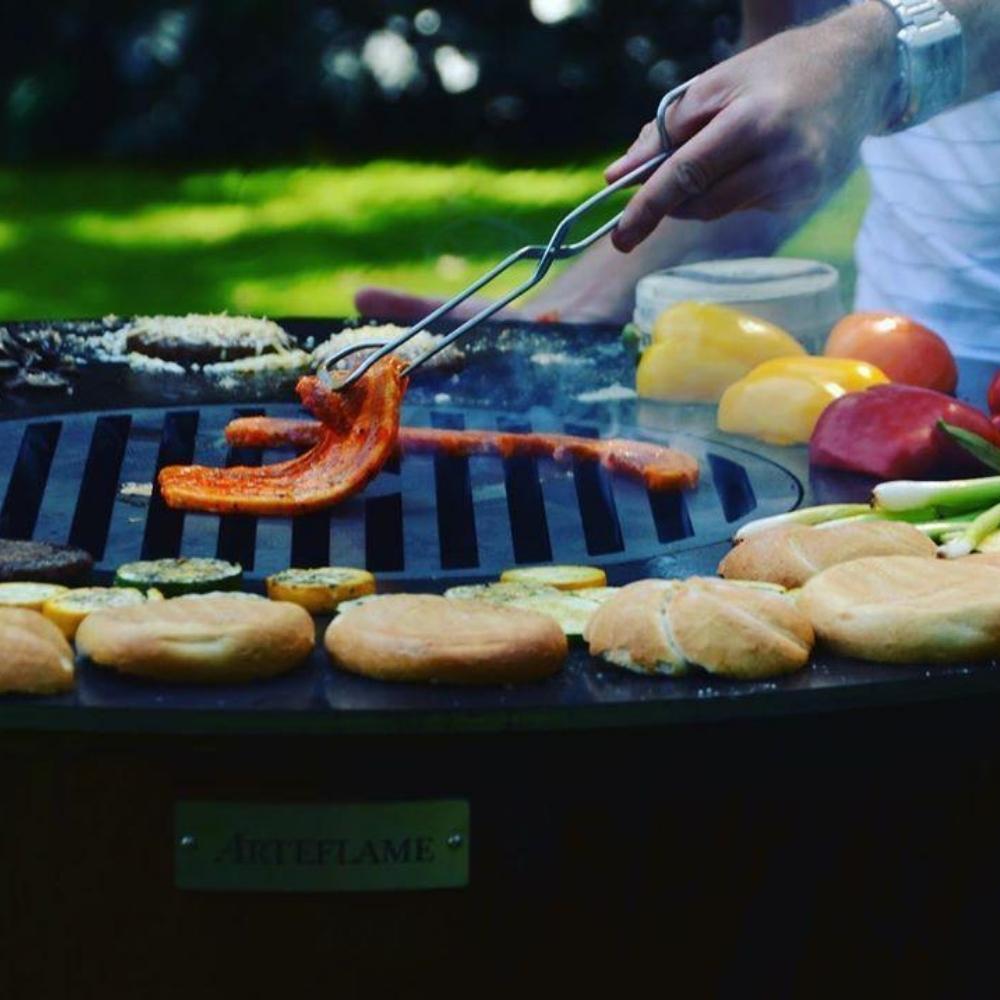 Grilling with Cooktop and Optional Grill Grate