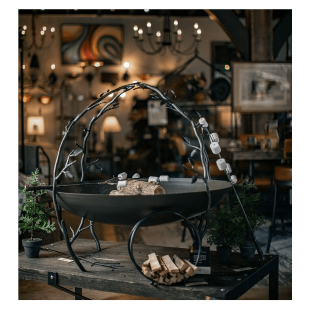 Stone County Ironworks Leaf 33-Inch Round Fire Pit in Restaurant